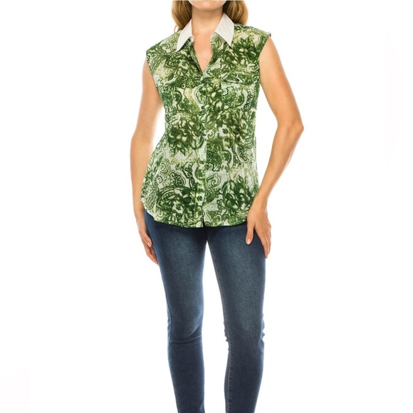 Fashion Magazine Sleeveless Green Floral Button Down Shirt
Size Xl - Picture 4 of 10